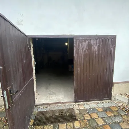 Privatunterkunft Underhillhouse