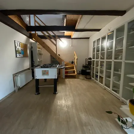 Underhillhouse Libesice