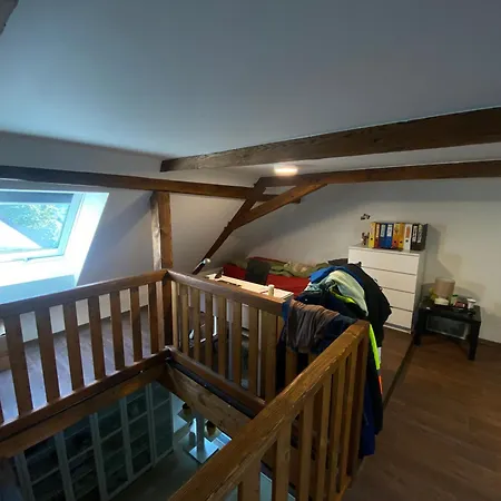 Underhillhouse * Libesice