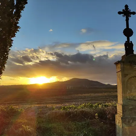 Privatunterkunft Underhillhouse *