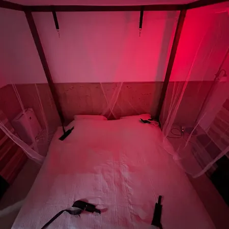 Underhillhouse Libesice