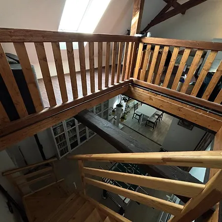 Privatunterkunft Underhillhouse *