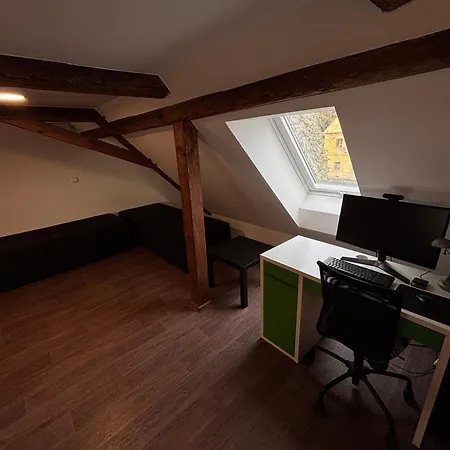 Underhillhouse Privatunterkunft Libesice